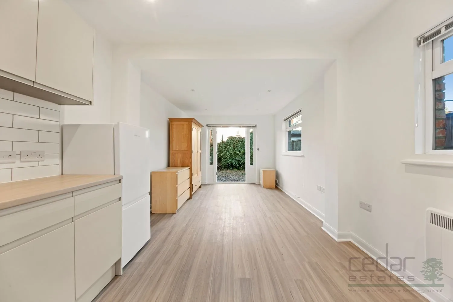 Flat Yewfield Road in Greater London