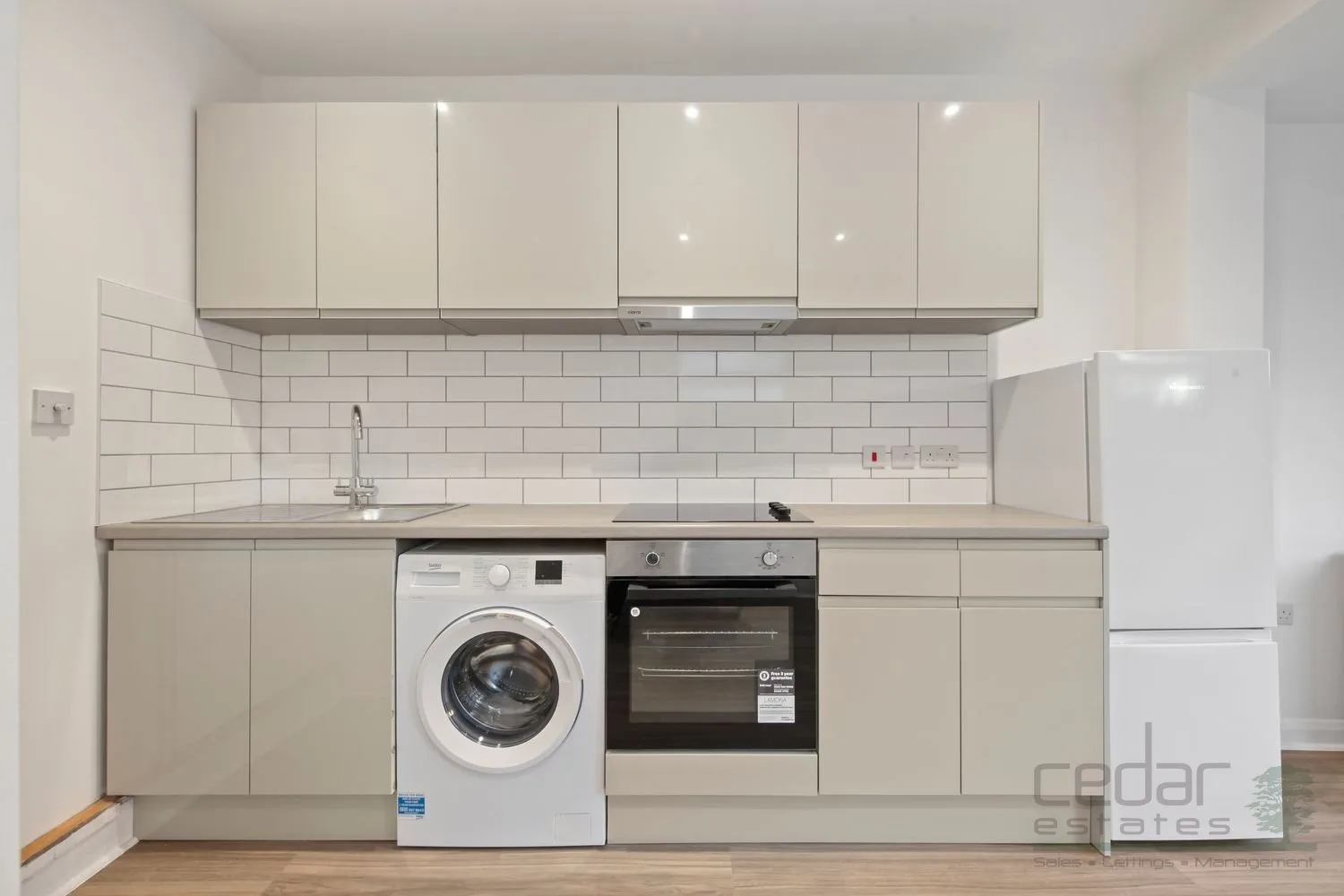 Flat Yewfield Road in Greater London