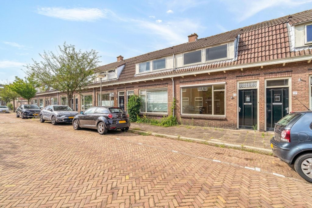 Huis Jan de Wittstraat 15 in Delft