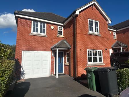 House Watts Drive in Charnwood