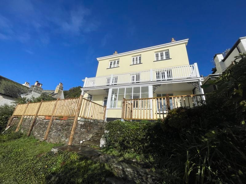 House Talland Hill in Polperro