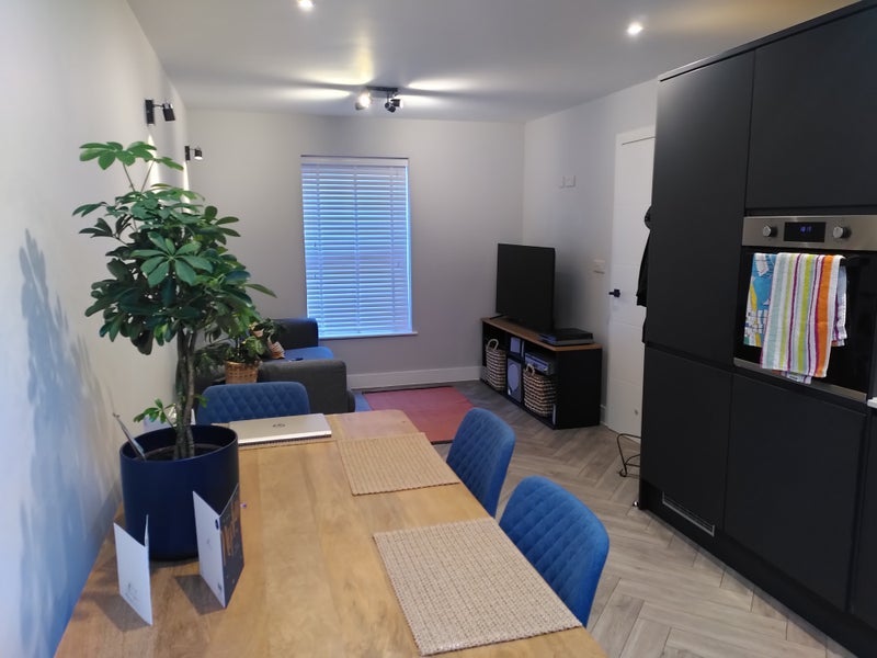 Room Hardings Terrace in Bristol
