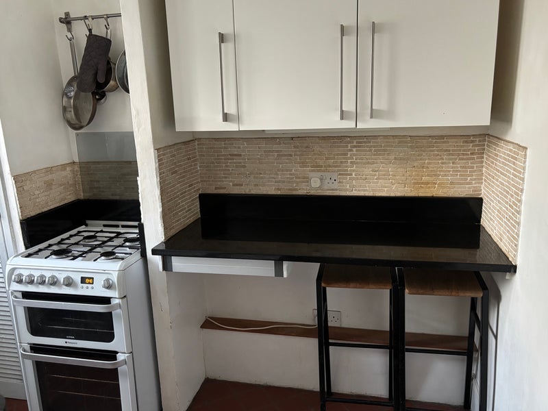 Room Nunhead Lane in Greater London
