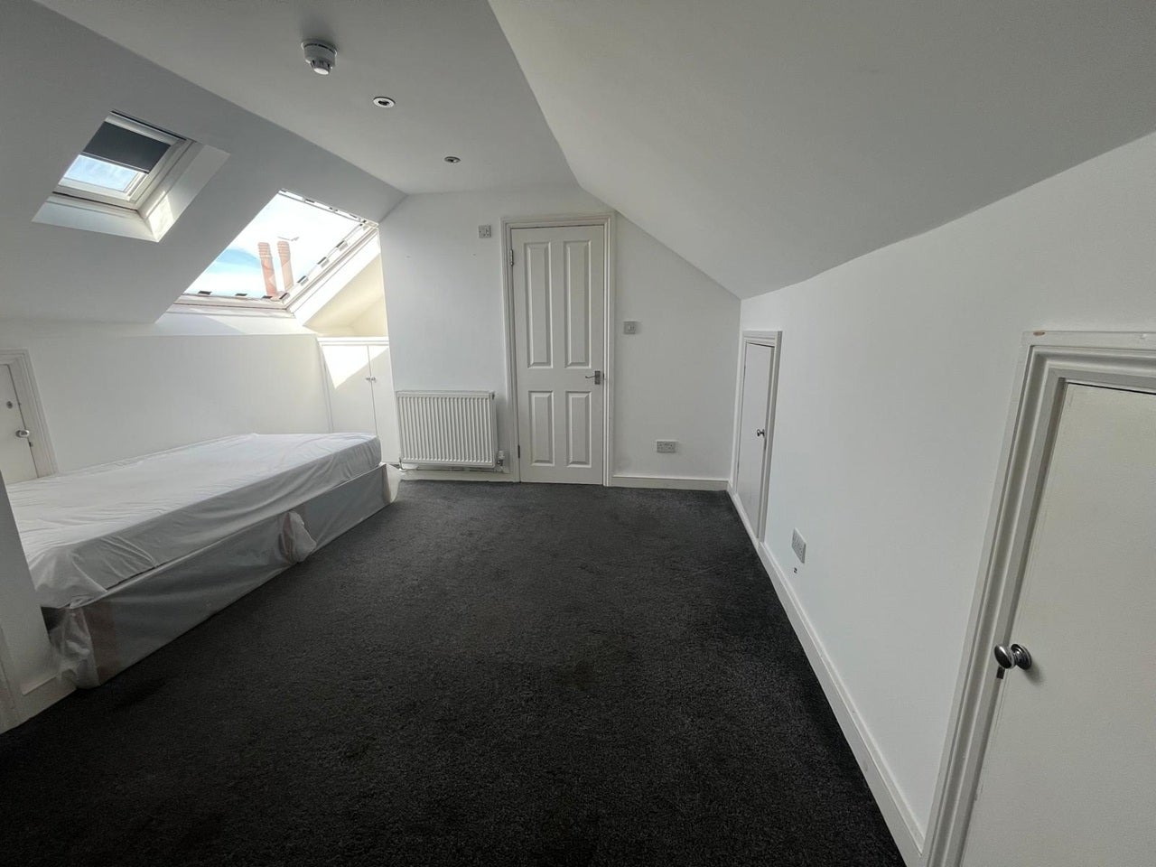 Flat Portland Road in Greater London