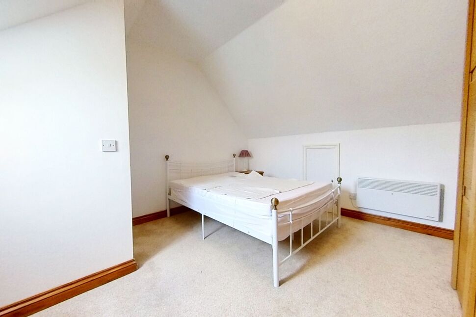 Flat Ruddymead in Clevedon