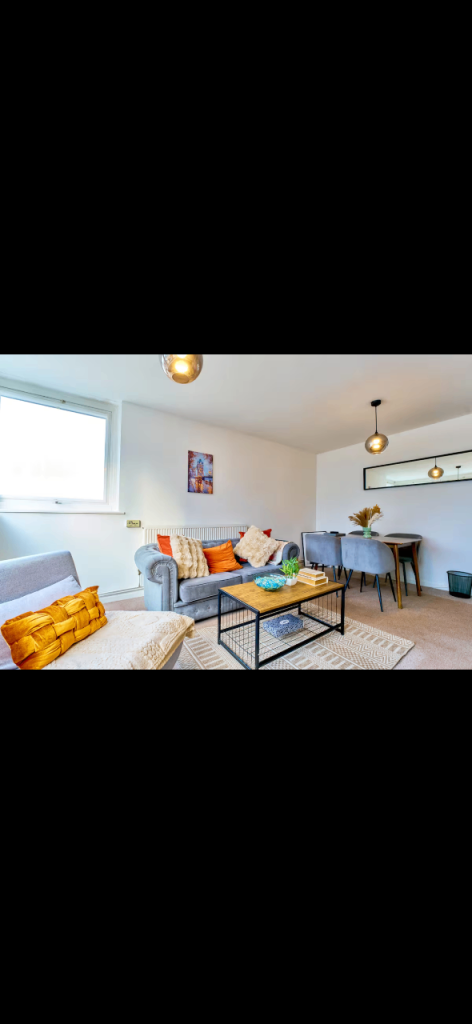 Flat Haberdasher Street in Greater London