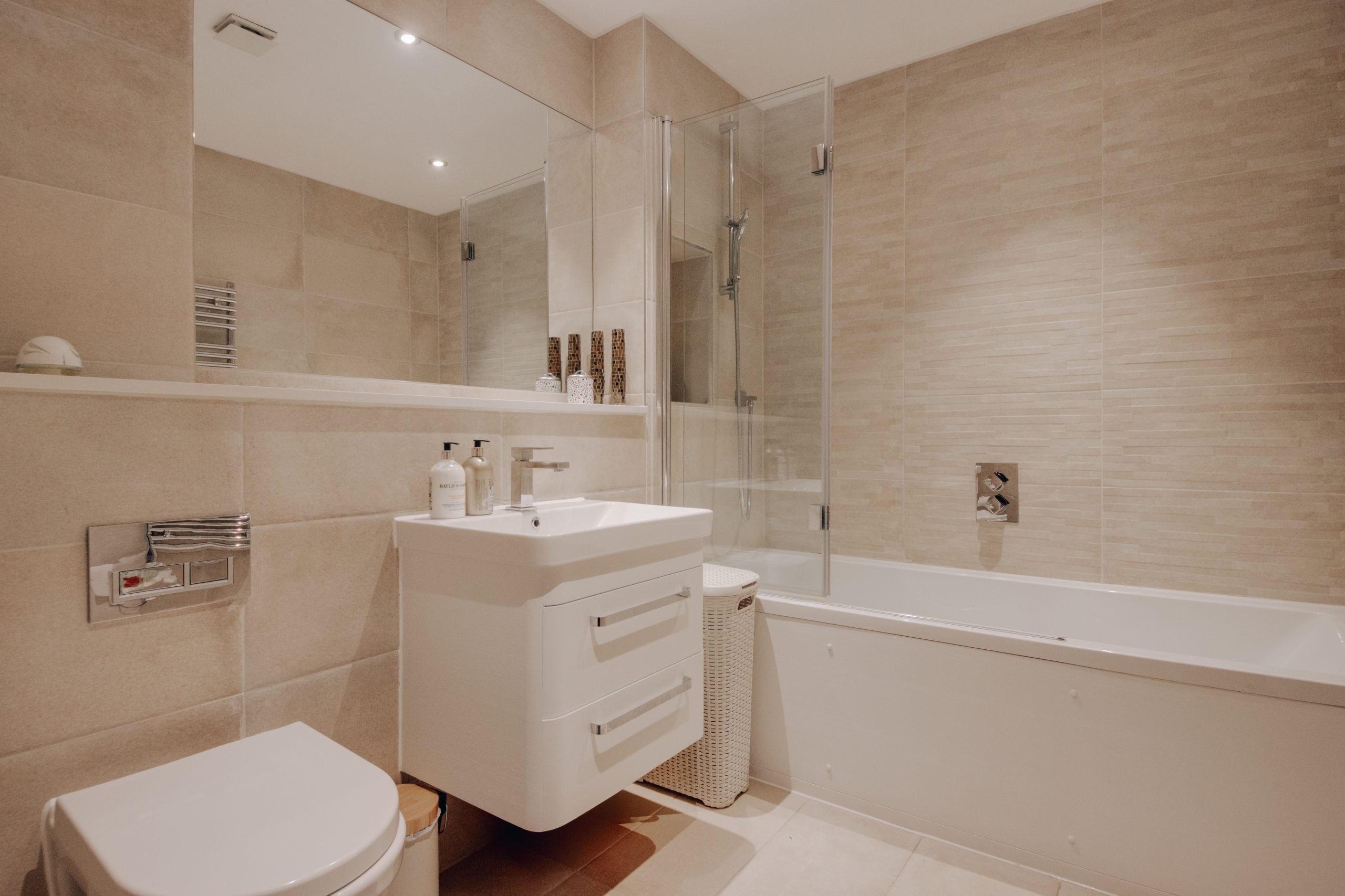 Flat King Edward Place in Hertsmere