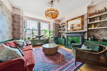 House Redston Road in Greater London