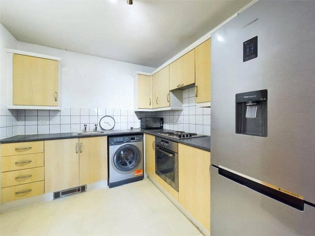 Flat Edward Street in Rushmoor