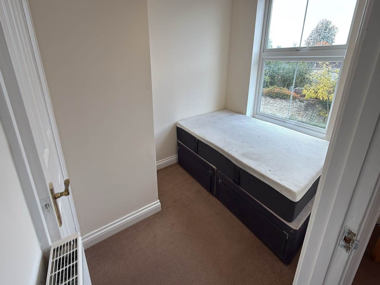 Flat Portway in Warminster
