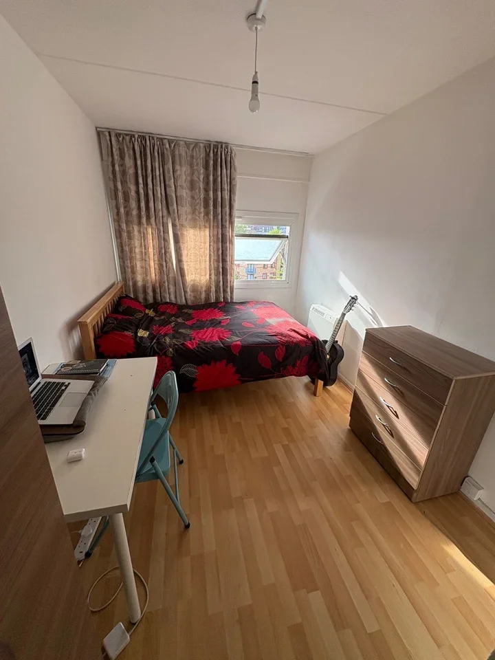 Room Bourne Terrace in City of Westminster
