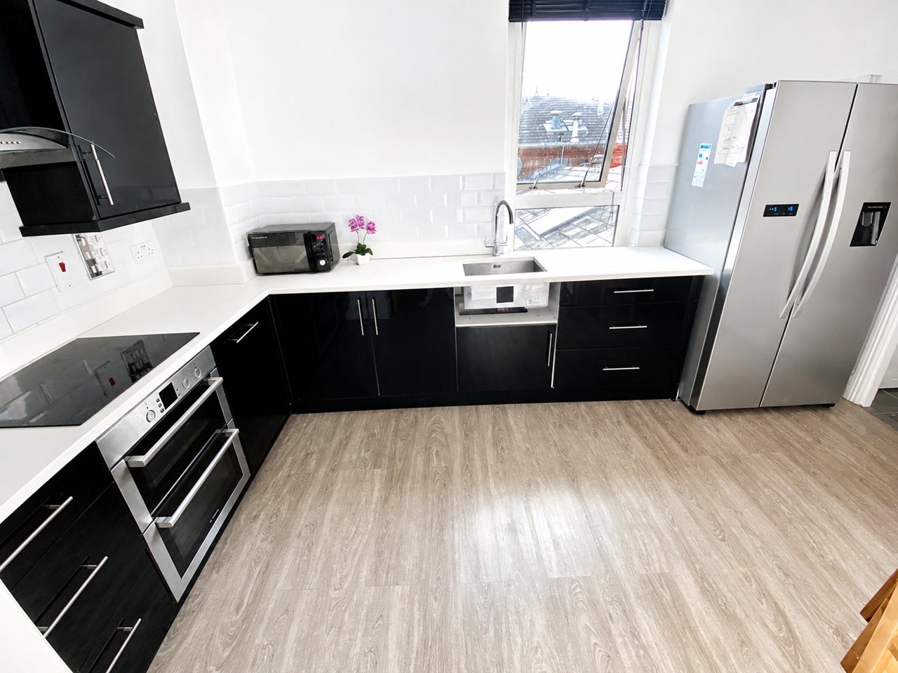 Room Lanark Square in Greater London