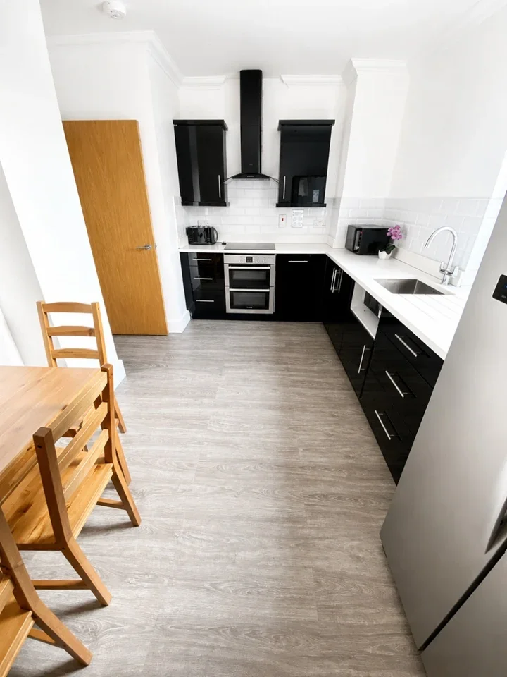 Room Lanark Square in Greater London