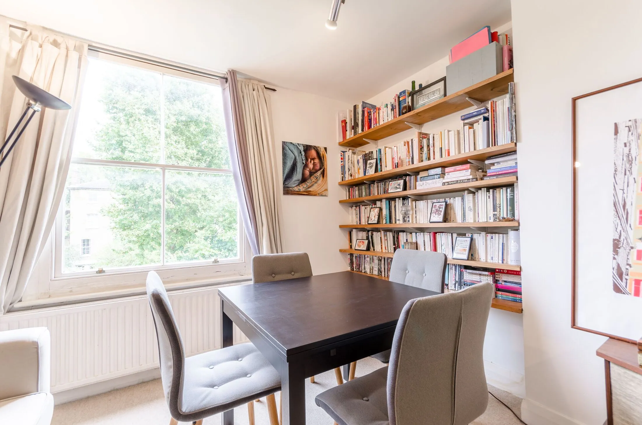 Flat Highbury Hill in Greater London