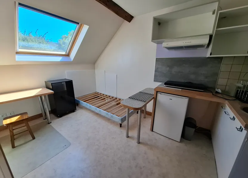 Chambre Rue Ancel à Compiègne