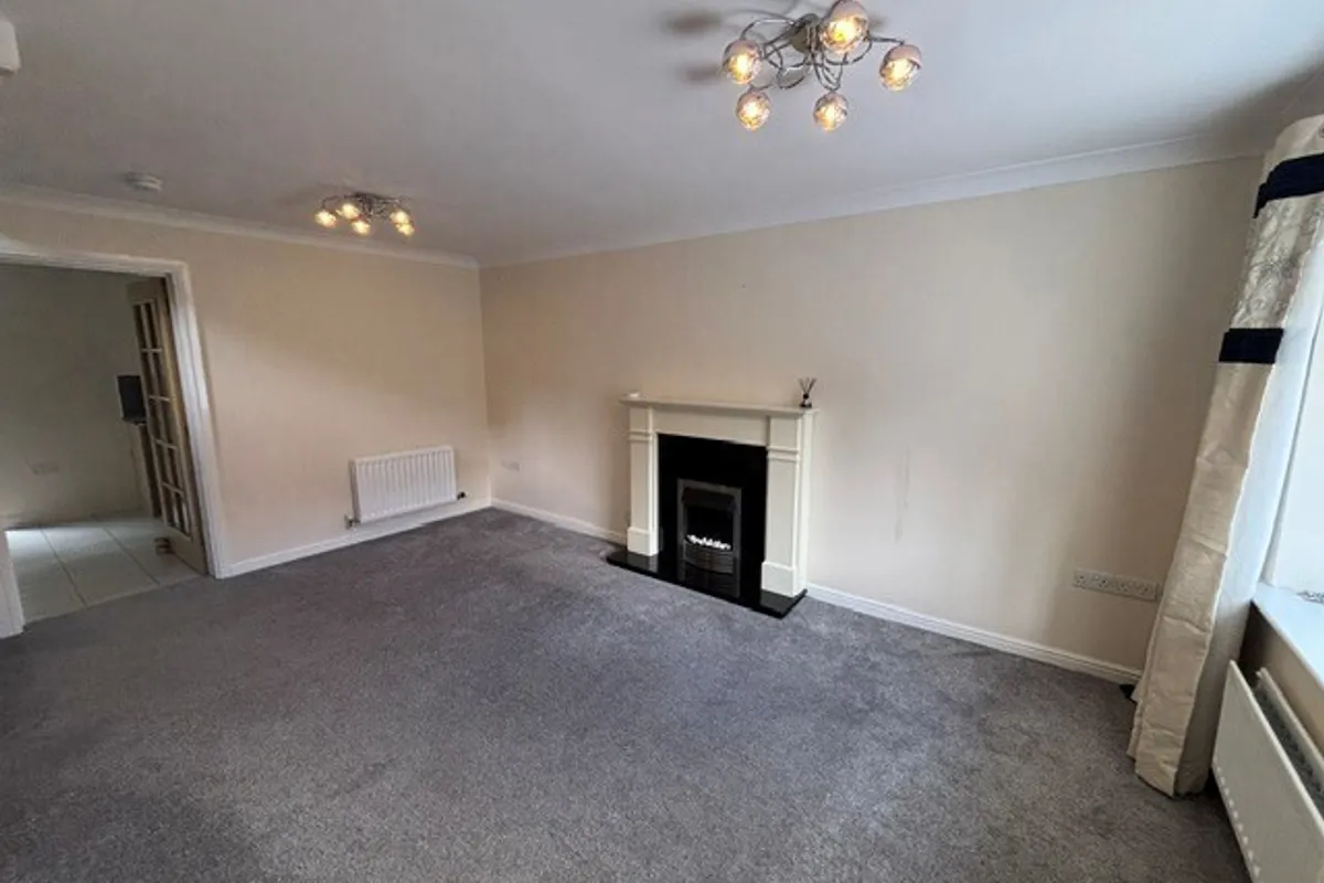 House Fieldfare Close in Nottingham
