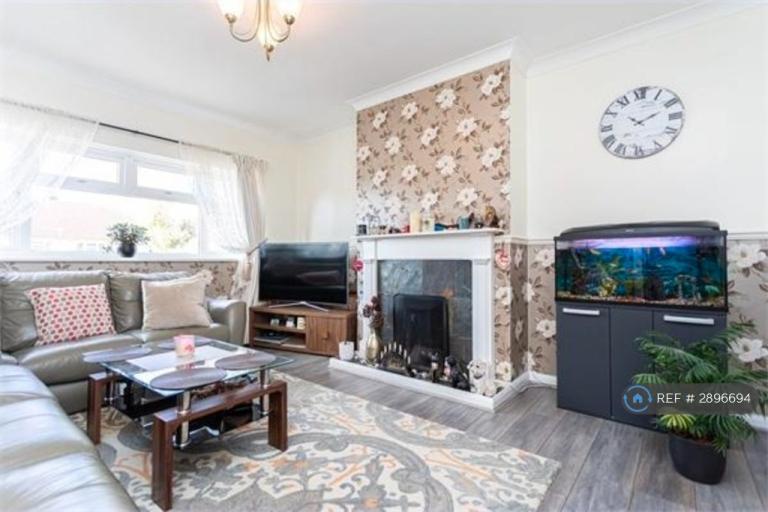 Flat Trinidad Crescent in Poole