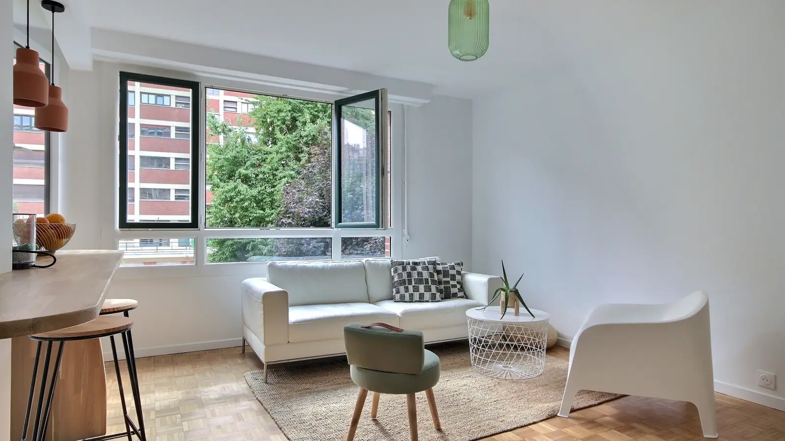 Flat Rue de l'Amiral Mouchez in Paris