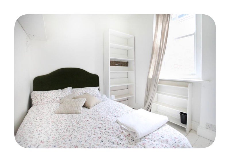 Room Palliser Road in Greater London