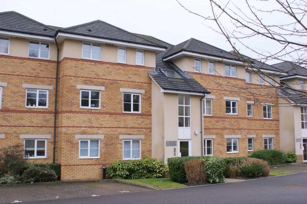 Flat Ebberns Road in Hemel Hempstead