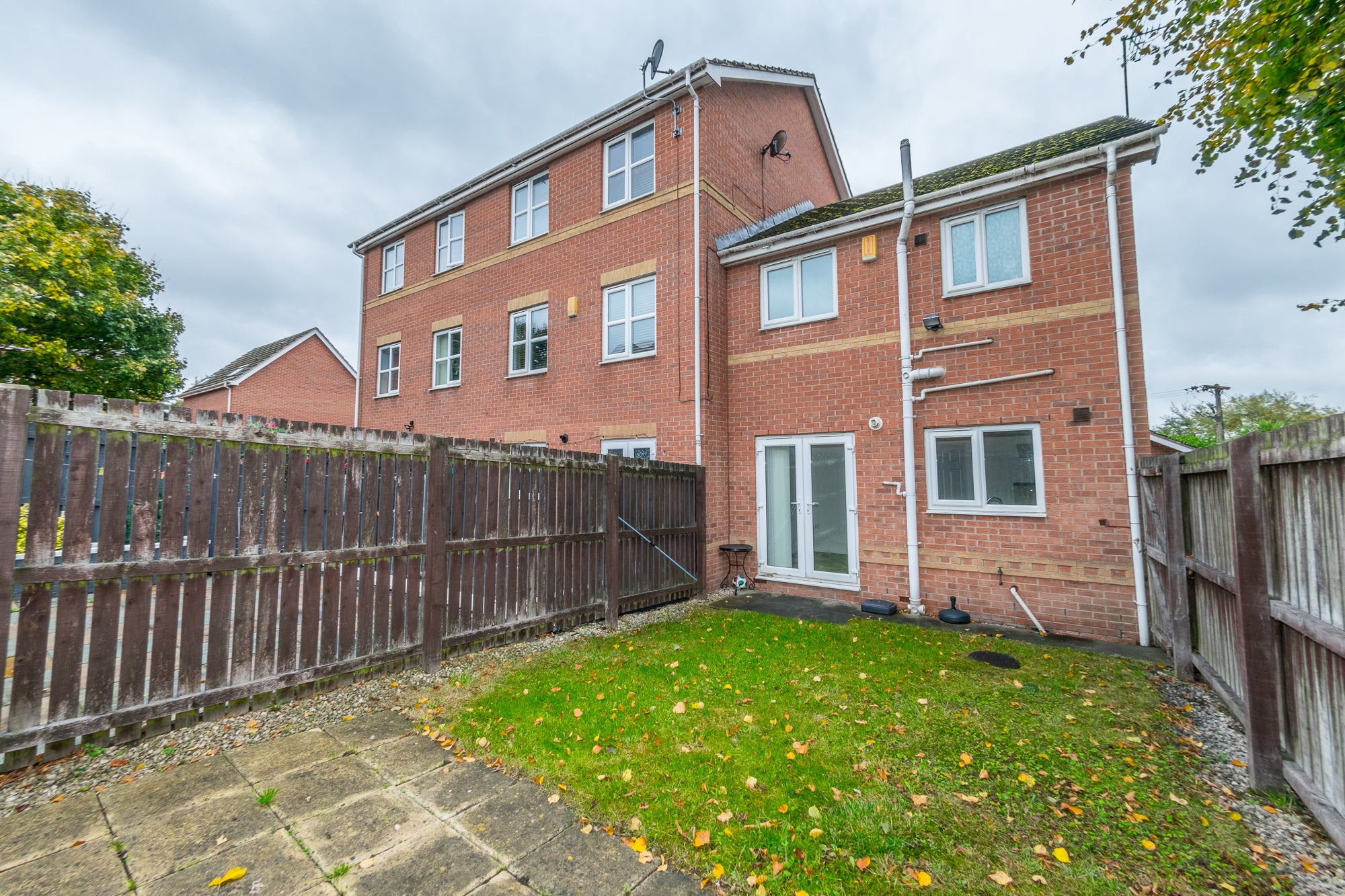 House Springwood Close in Wakefield