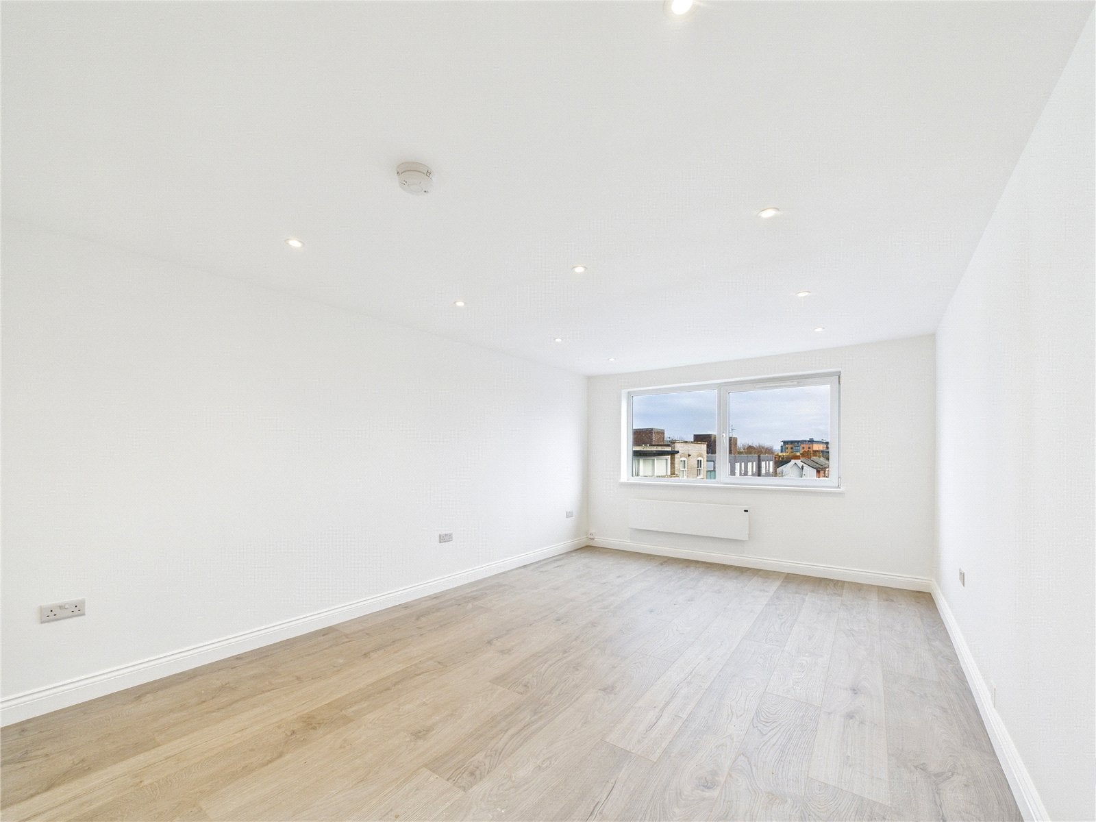 Flat Gladstone Court in Chelmsford