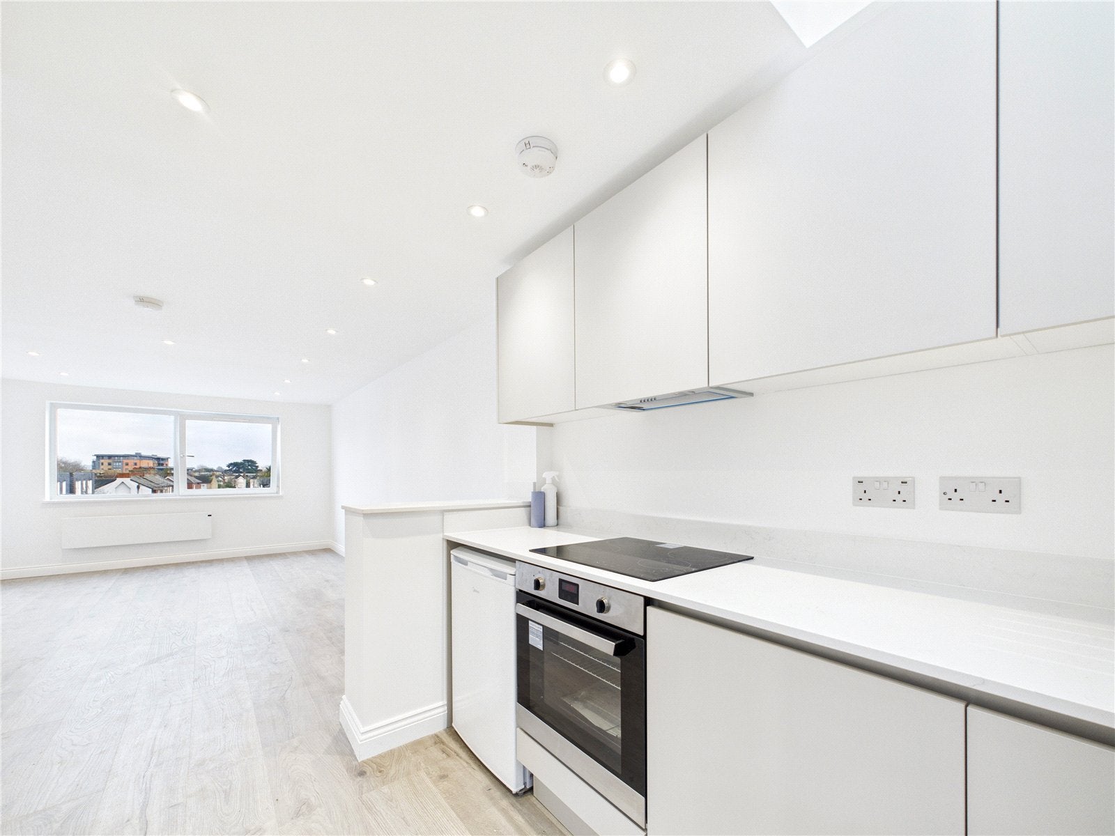 Flat Gladstone Court in Chelmsford