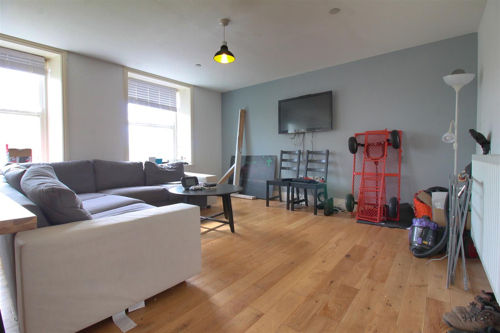 Flat Belle Grove Terrace in Newcastle upon Tyne