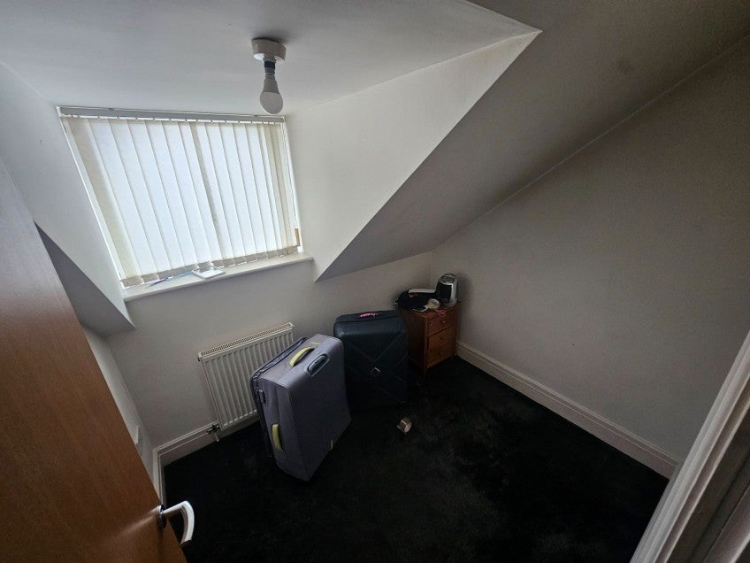 Flat Holbeck Grove in Manchester