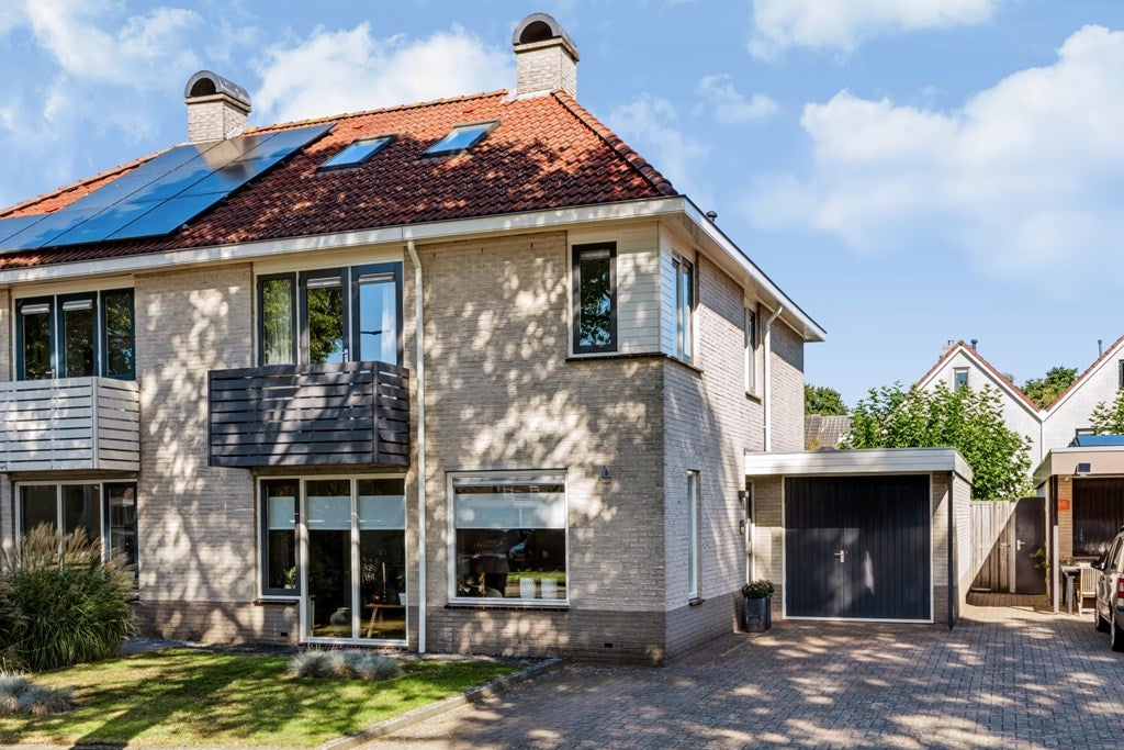 Huis Floralaan 188 in Hardenberg