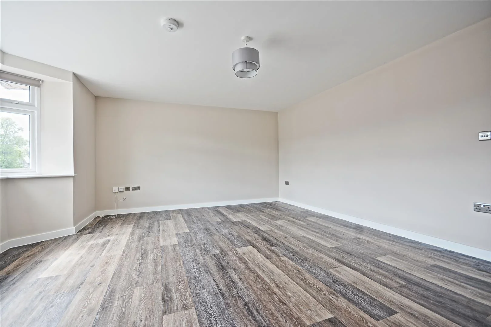 Flat Dardis Close in Northampton
