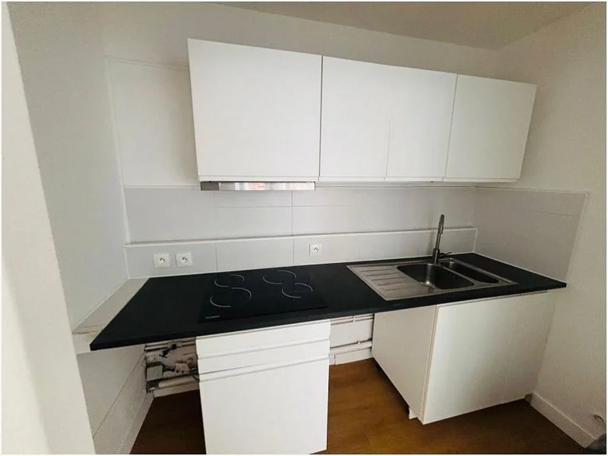 Flat Rue Barthélémy Delespaul in Lille
