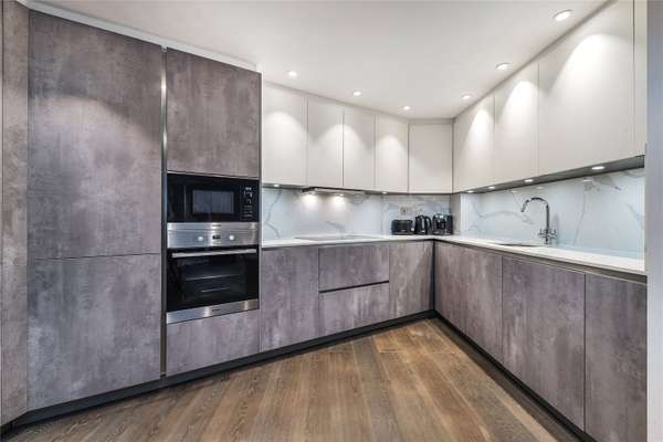 Flat Greycoat Street in City of Westminster