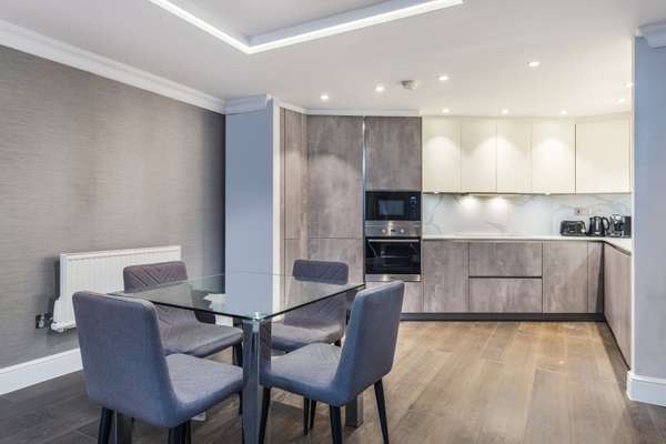 Flat Greycoat Street in City of Westminster
