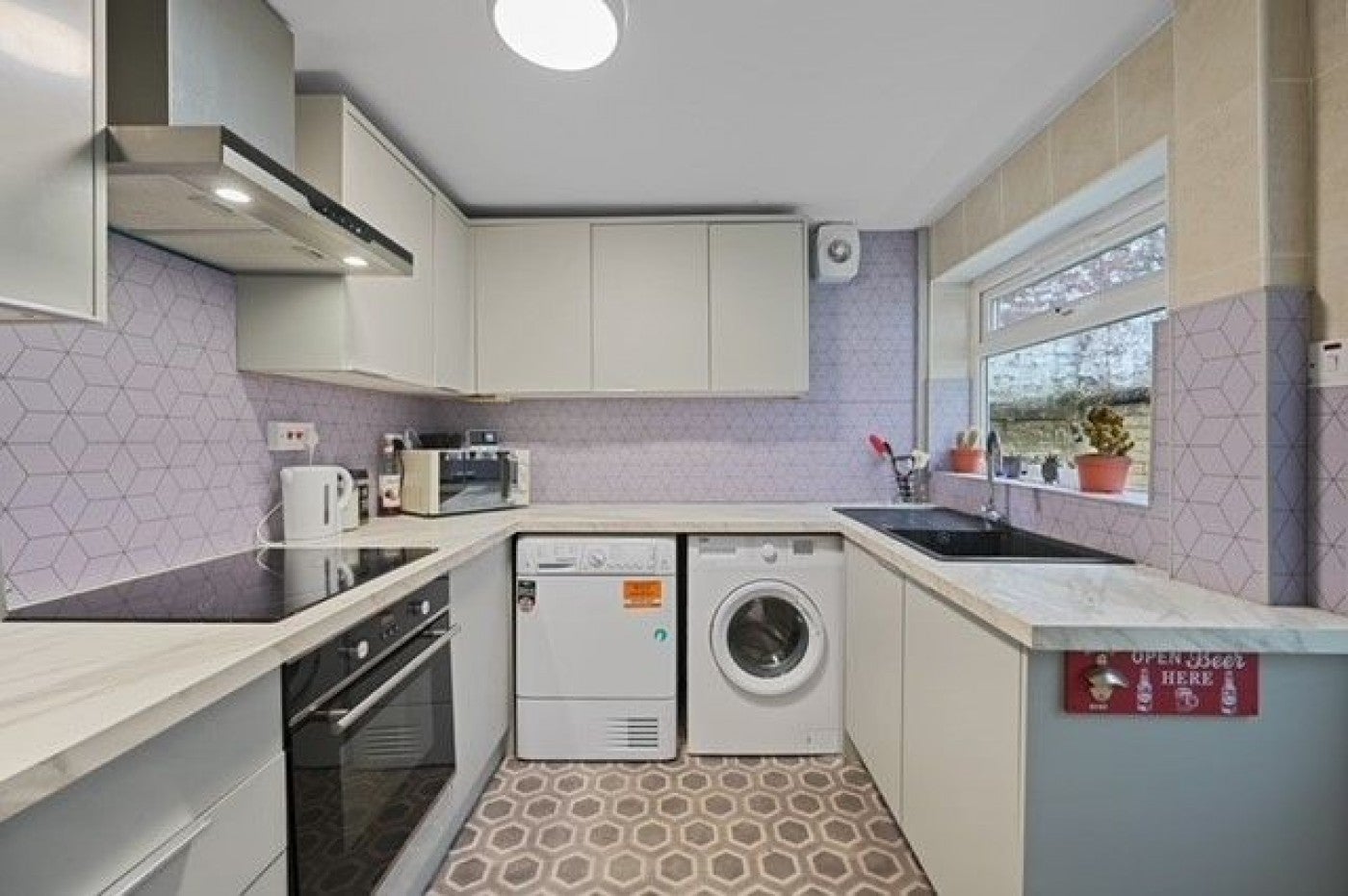 Flat Kenmure Place in Preston