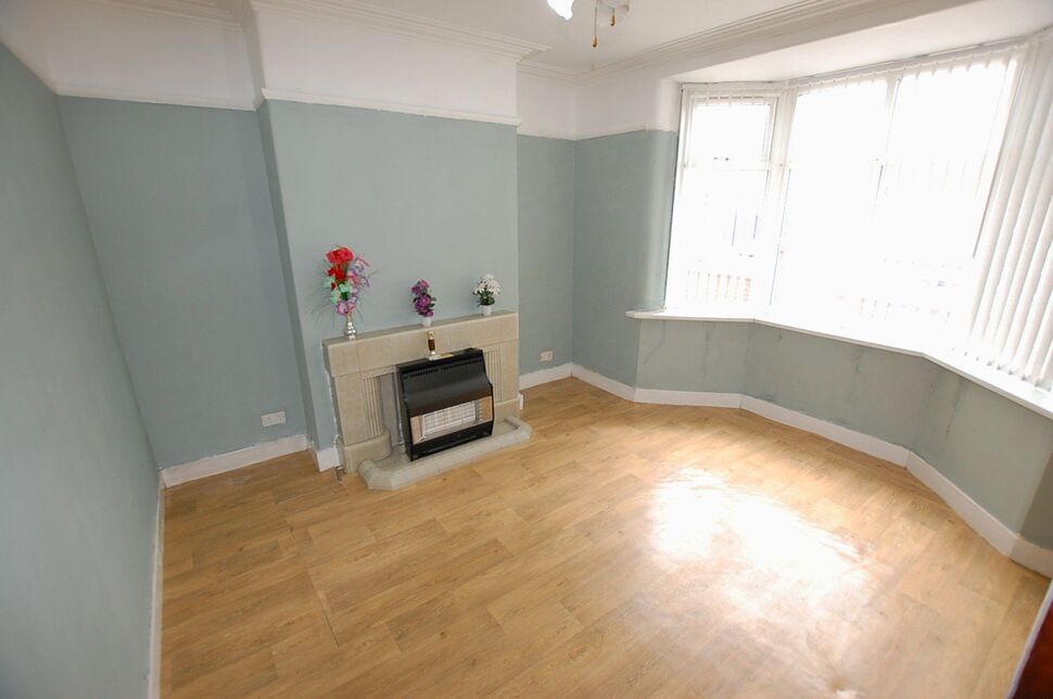 Flat Katherine Street in Tameside