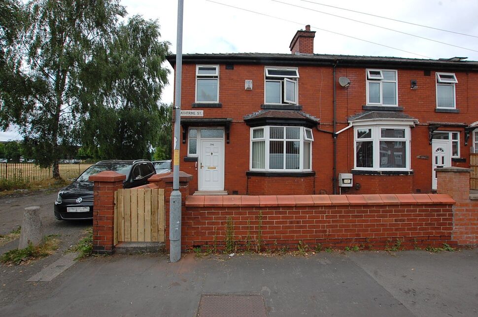 Flat Katherine Street in Tameside