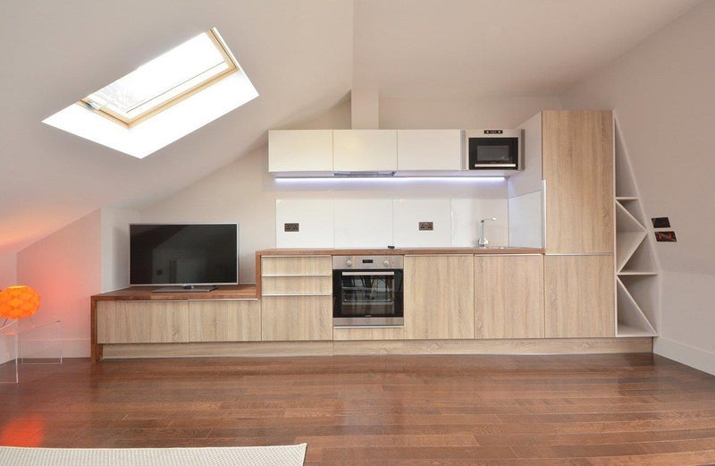 Room Lindrop Street in Greater London
