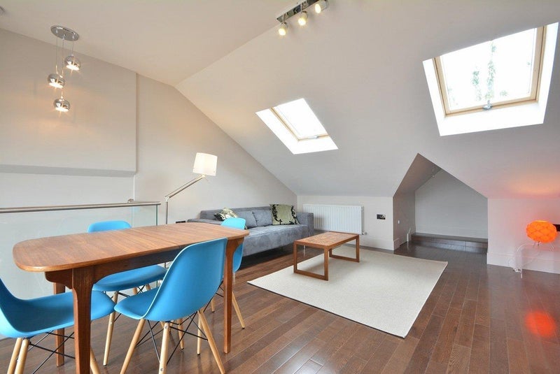 Room Lindrop Street in Greater London