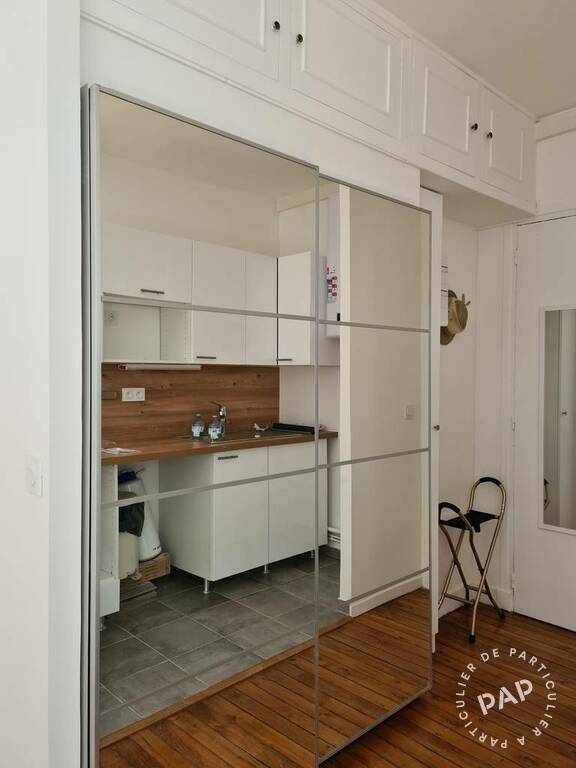 Flat Rue La Fayette in Paris
