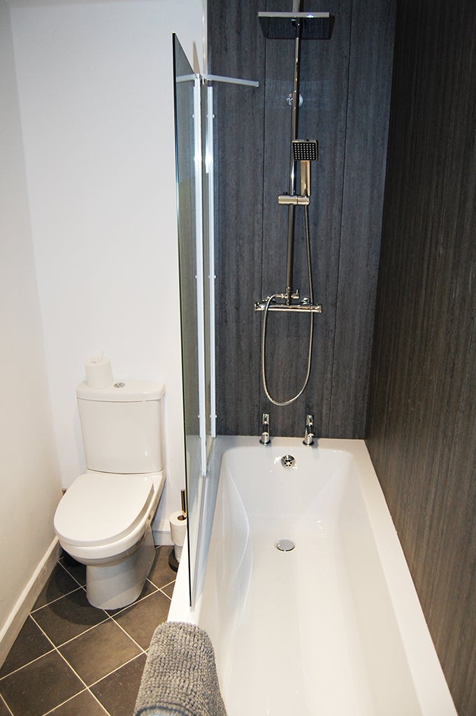 Room Lightburn Avenue in Ulverston