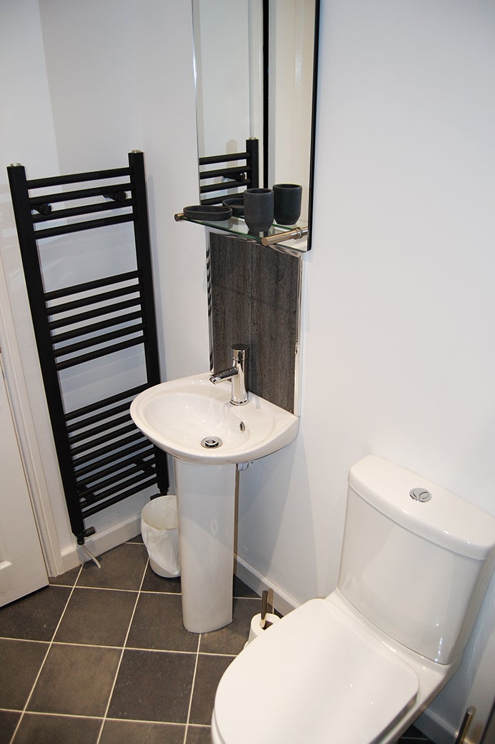 Room Lightburn Avenue in Ulverston