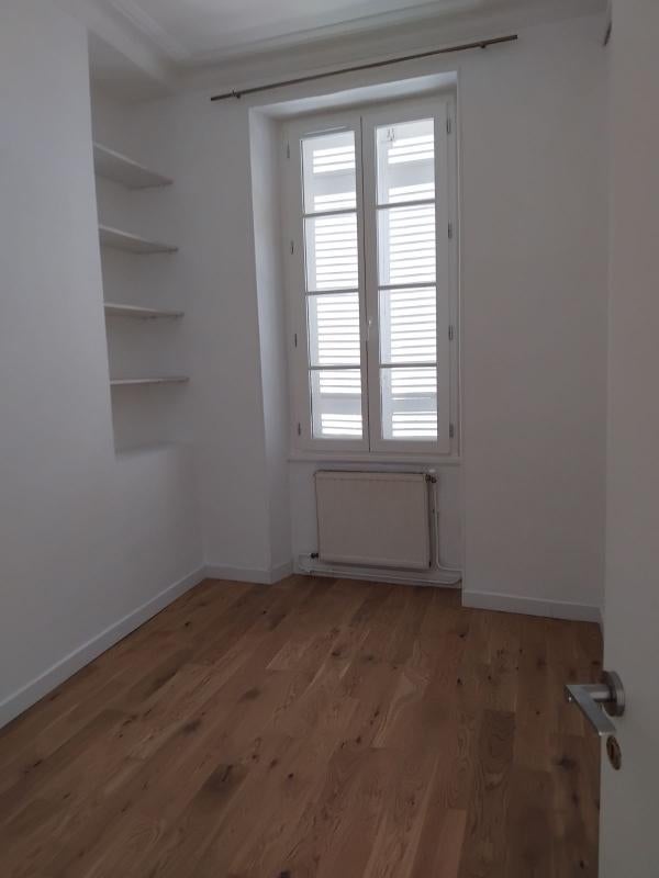 Flat Rue des Treilles in Libourne