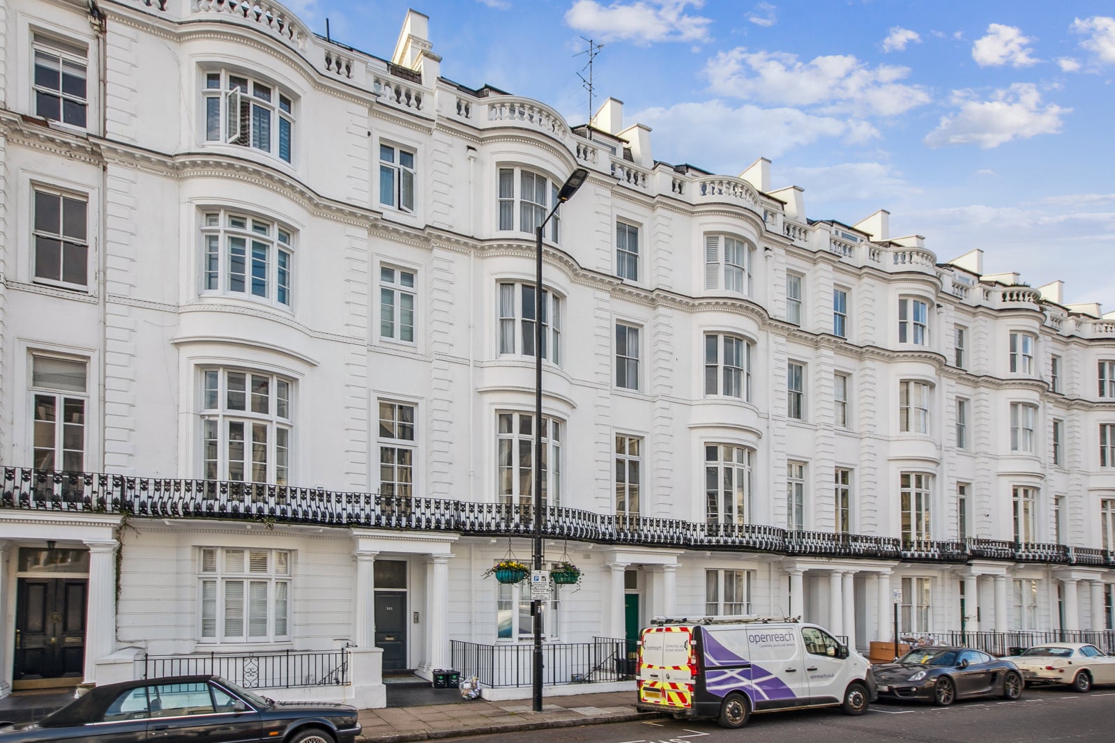 Flat Gloucester Terrace in City of Westminster