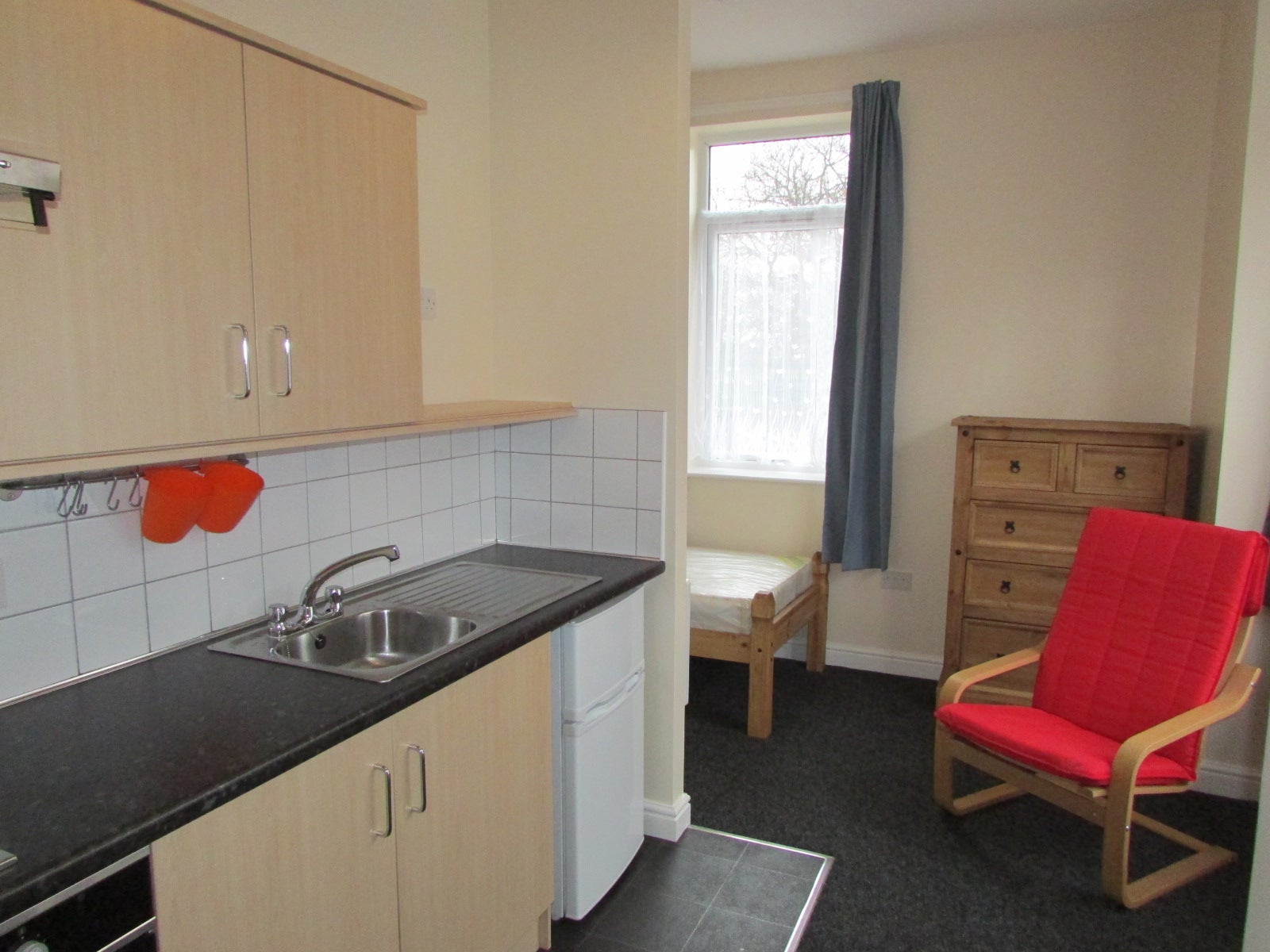 Flat Maud Avenue in Leeds