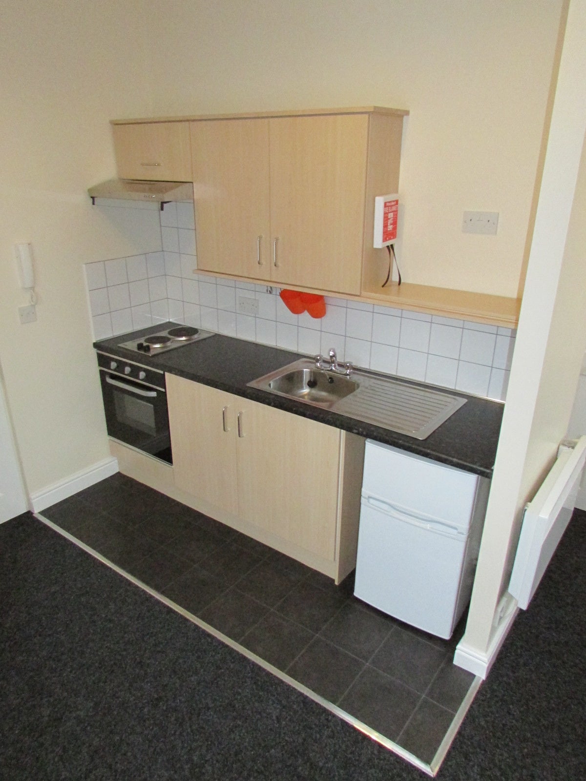 Flat Maud Avenue in Leeds