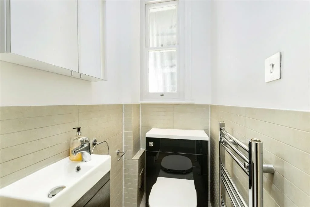 Room Randolph Avenue in City of Westminster
