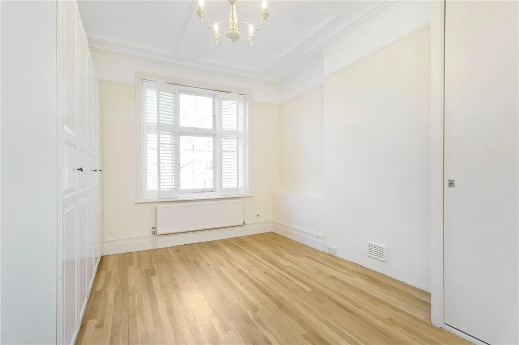 Room Randolph Avenue in City of Westminster