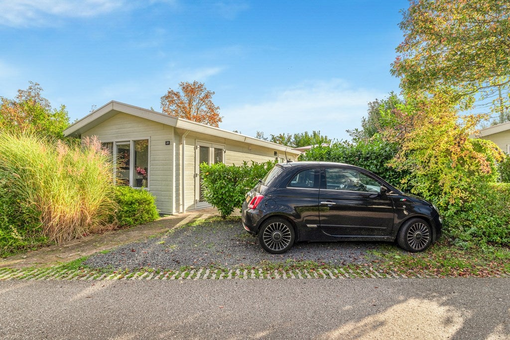 Huis Buitenhuizerweg 2 23 in Velsen-Zuid