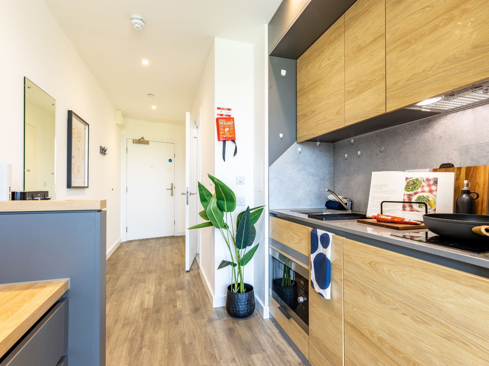 Room Rolls Road in Greater London